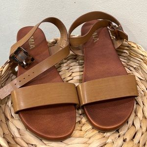 MIA Linley Two Band Sandal Size 6
